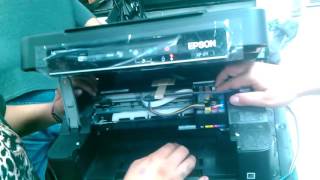 Reseteo del sistema de tinta EPSON XP211 VIDEOTEC [upl. by Hanna]