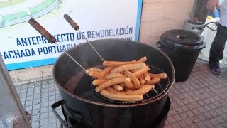 Churro Maker in Porto do Son Galicia  Espana 2014 [upl. by Mohl]