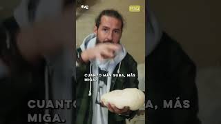 Una miga excepcional 🥯🇲🇹 comerseelmundo RTVECocina shortsrtve [upl. by Loriner612]