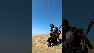 Are ye ladkinya bhagti kyu nhi birbillingparagliding paraglidinglife subscribe shorts virel [upl. by Eelsnia534]