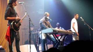 Brian McKnight sings with his two sons [upl. by Neelyahs609]