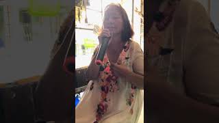 Tita Shirley singing Hindi Ako Laruan by Imelda Papin  Former Champion Student Canteen 80s [upl. by Mistrot]