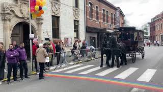 Het Willebroekse Vaandel en het comite van de carnavalstoet  carnaval Willebroek 2024 [upl. by Helga519]