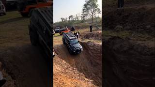 This man wanted to win lakhs of rupees by driving this car across this ditch [upl. by Ynatirb]