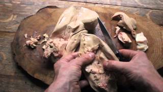 Cleaning a whole lobe of foie gras [upl. by Ecirahs]