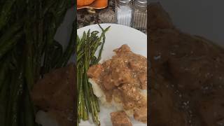 Whats Cooking with Belle Butter Garlic Chicken Breast Drenched in homemade Gravy😋 [upl. by Atinuhs794]