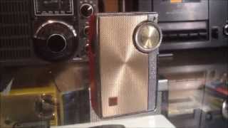 1962 National Panasonic R118 portable radio [upl. by Germaine]