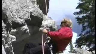 Climbing Tools Demo ascending with prussik and garda Hitch [upl. by Evot254]