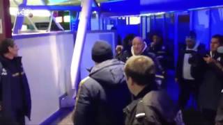 Thauvin insulté à son arrivée à Lille [upl. by Obe466]