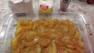 How to make easy apple cobbler  🍎 🍏 [upl. by Whiteley]