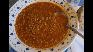 TRADITIONAL GREEK BROWN LENTIL SOUP Φακες [upl. by Stanhope]