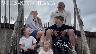 WellsnexttheSea  Vlog  Family Day out  Crabbing  Funfair  Beach [upl. by Trant347]