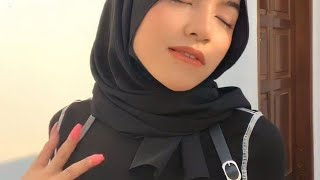 kok Jadi pengen yaa ❓ jilbab tante gunung gede ekspresi bikin nagih 💫 nagih viral sma gununggede [upl. by Sarina]