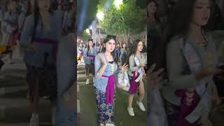 Margaretha mode kerong  senyumnyaa video karnaval gondanglegi shortvideo margareta funny [upl. by Natascha466]