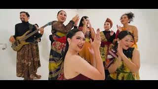 GEGE GUMILAR MUSIC  MEDLEY LAGULAGU NUSANTARA indonesia music orchestra [upl. by Arriaes]