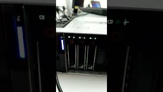 Dell Poweredge R740 RAID 5 LED Blinking [upl. by Noyahs486]