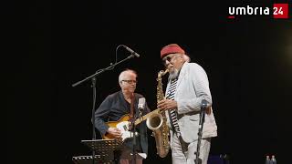 Umbria Jazz 2022 lo splendido concerto di Charles Lloyd e Bill Frisell da una doppia angolazione [upl. by Ainez]