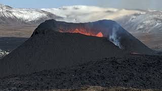 LAVA LOUNGE Sundhnukur Eruption in Iceland still not over lava iceland volcano nature science [upl. by Scrope]