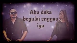 Austin Matthew feat Rayca Beby  Lelengau Official Karaoke Video [upl. by Anegue]