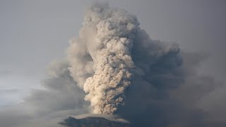 Mount Agung eruption imminent in Bali [upl. by Boy]