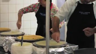 Curso de crepes franceses Henri´s Creperia [upl. by Reginauld]