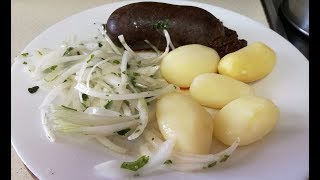 PRIETAS CON PAPAS Y ENSALADA DE CEBOLLA  MORCILLAS CON PATATAS [upl. by Artinad680]