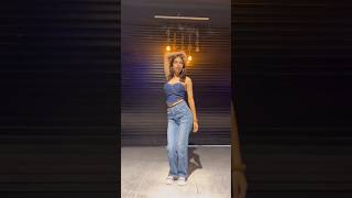 Mind blowing mahiya 🦋dance youtubeshorts dancemoves dancevideo [upl. by Danyette]