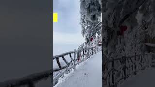 🌊 Impresionantes Paisajes Rompeolas Escénicos y Montañas Majestuosas 🏔️ [upl. by Claudius]