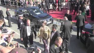 Cannes Closing Ceremony  Berenice Bejo and more on quotZuluquot red carpet [upl. by Tamra]