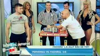 Sarup Mainile Fachiru vs Perversu de pe Targu OgnaSDTV part 4 [upl. by Sofer]