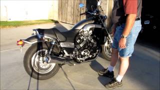 2001 Yamaha Vmax Sound With Stock Mufflers As Opposed To Drilled Out Stock Mufflers [upl. by Aisan158]