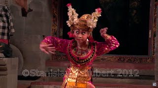 Bali traditional dance Legong In Ubud Palace Bali Indonesia Танцы острова Бали Легонг [upl. by Ahsienad]