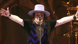 Zucchero  Partigiano Reggiano Live  World Wild Tour 2022  Wien [upl. by Leidag]