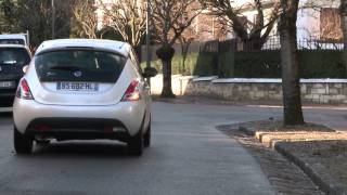 Essai Lancia Ypsilon 12 Platinium 2012 [upl. by Noyerb]