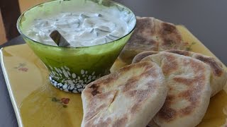 FOOD  Recette des Naans au Fromage [upl. by Leonelle536]