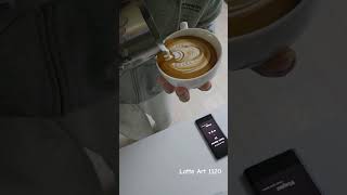 Latte Art Rosetta 1120 [upl. by Bay]