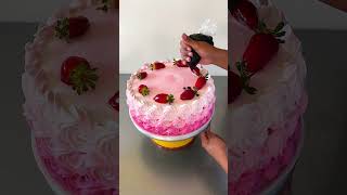 como decorar torta con rosetones en crema [upl. by Tuckie]