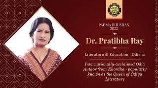 President Kovind presents Padma Bhushan to Dr Pratibha Ray for Literature and Education trending [upl. by Daniyal292]