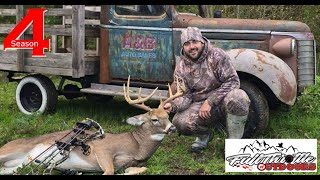 Deer hunting 10 point down The old truck brings another buck home off the farm Raw selffilmed [upl. by Olivette]