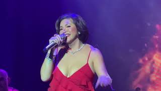 ARAWGABI  TUWING UMUULAN MASHUP Regine Velasquez and Sharon Cuneta [upl. by Howlond799]