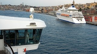 AIDAvita Einlaufen Hafen Istanbul mit Captain Out  Östl Mittelmer 2008 [upl. by Rieth335]