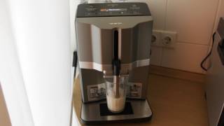 Siemens EQ3 Kaffeevollautomat EQ3 im HandsOn  Deutsch  German [upl. by Maren]