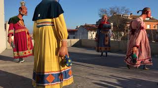 Ball dels gegants bojos del carnaval de Solsona [upl. by Bell684]