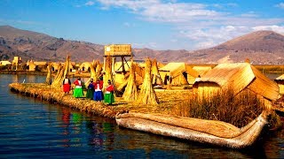 Las Islas de los Uros lago Titicaca  Perú [upl. by Galasyn54]