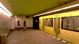 UBahn  Subway Surfer Berliner UBahnhof [upl. by Ahsienet]