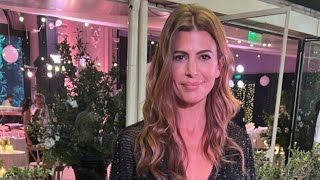 ¡QUE ATREVIDA Juliana Awada transparencias y plumas en el casamiento de Belén Ludueña [upl. by Vaclava]