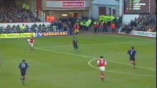 Davor Šuker GOAL Arsenal v Sunderland 99  00 [upl. by Lyrret770]