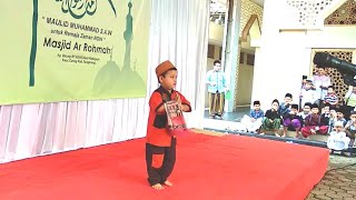 Fashion show busana muslim anak kecil [upl. by Nehttam]