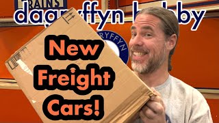 A Box of “New” Freight Cars Budget Roster Building Postwar Lionel Classics [upl. by Noied323]