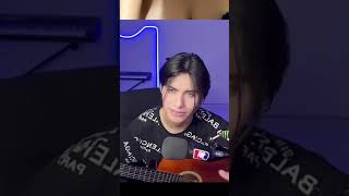 😍CANTANDO EN OMEGLE A DESCONOCIDOS 1😍 [upl. by Narak]